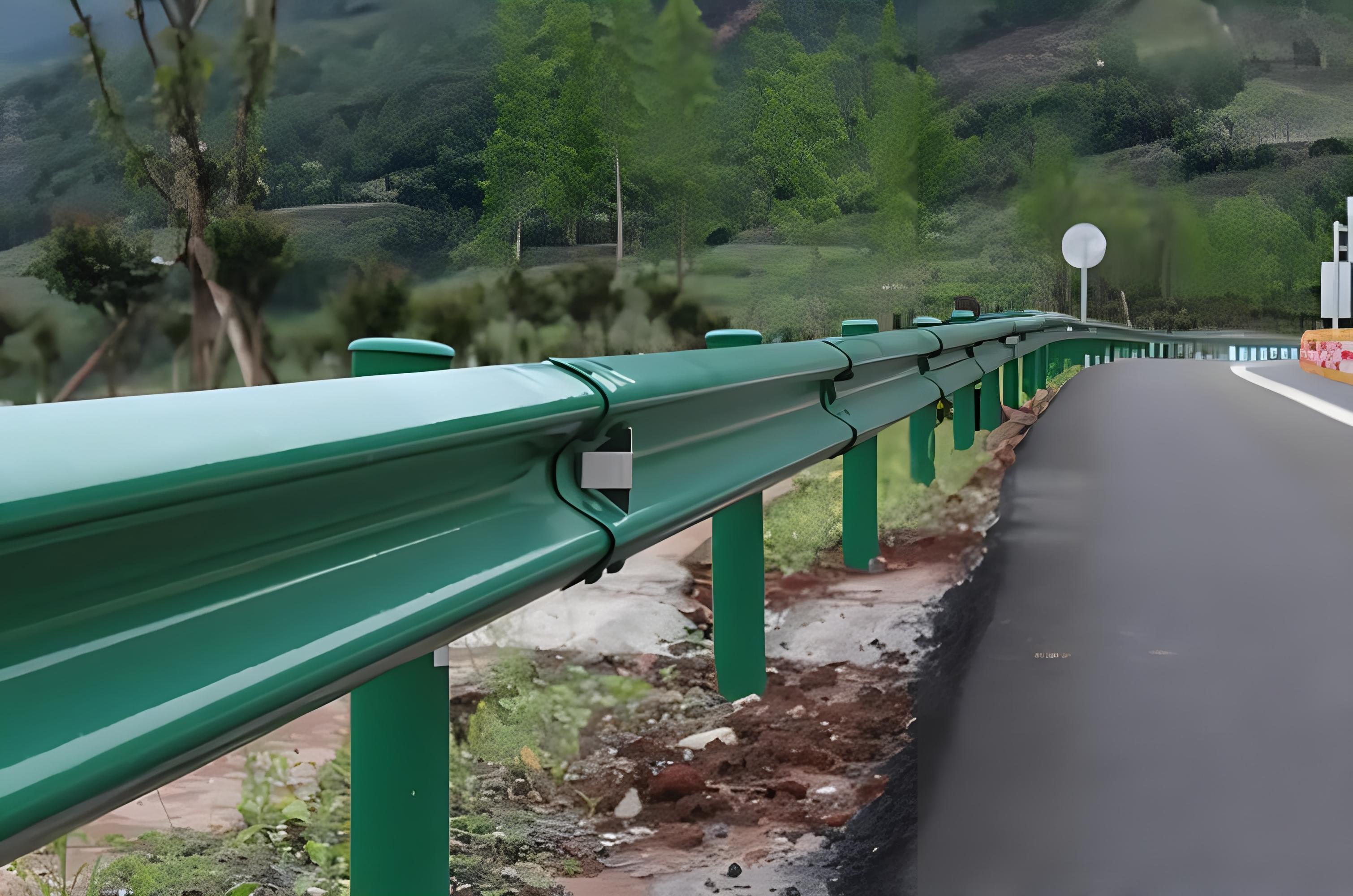 江西波形护栏保护道路安全的重要设施